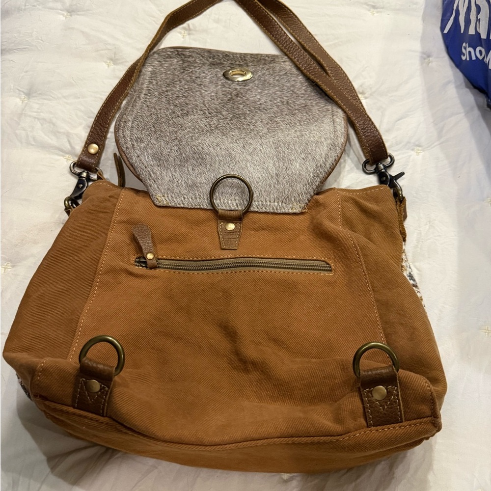 Myra Bag Ancient Art Convertible crossbody/backpack - Picture 2 of 7